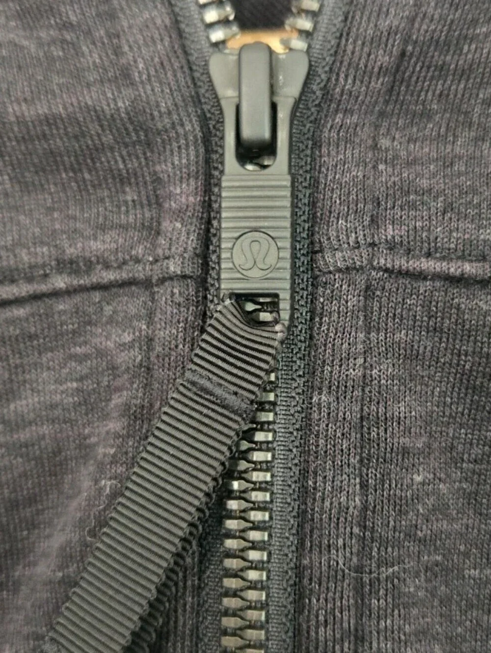Lululemon Cropped Half Zip Pullover Sweatshirt | Size 6 | Charcoal Black Athleis